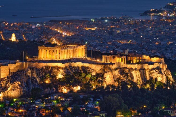 Athena's Home, Sunny Balkony 100m From Metro!