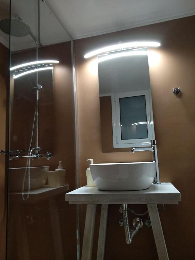 Apartment Athena's Home, Sunny Balkony 100m From Metro! *