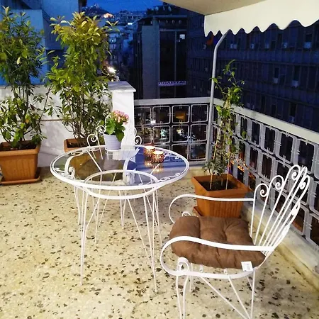 Athena'S Home, Sunny Balkony 100M From Metro! Exterior photo