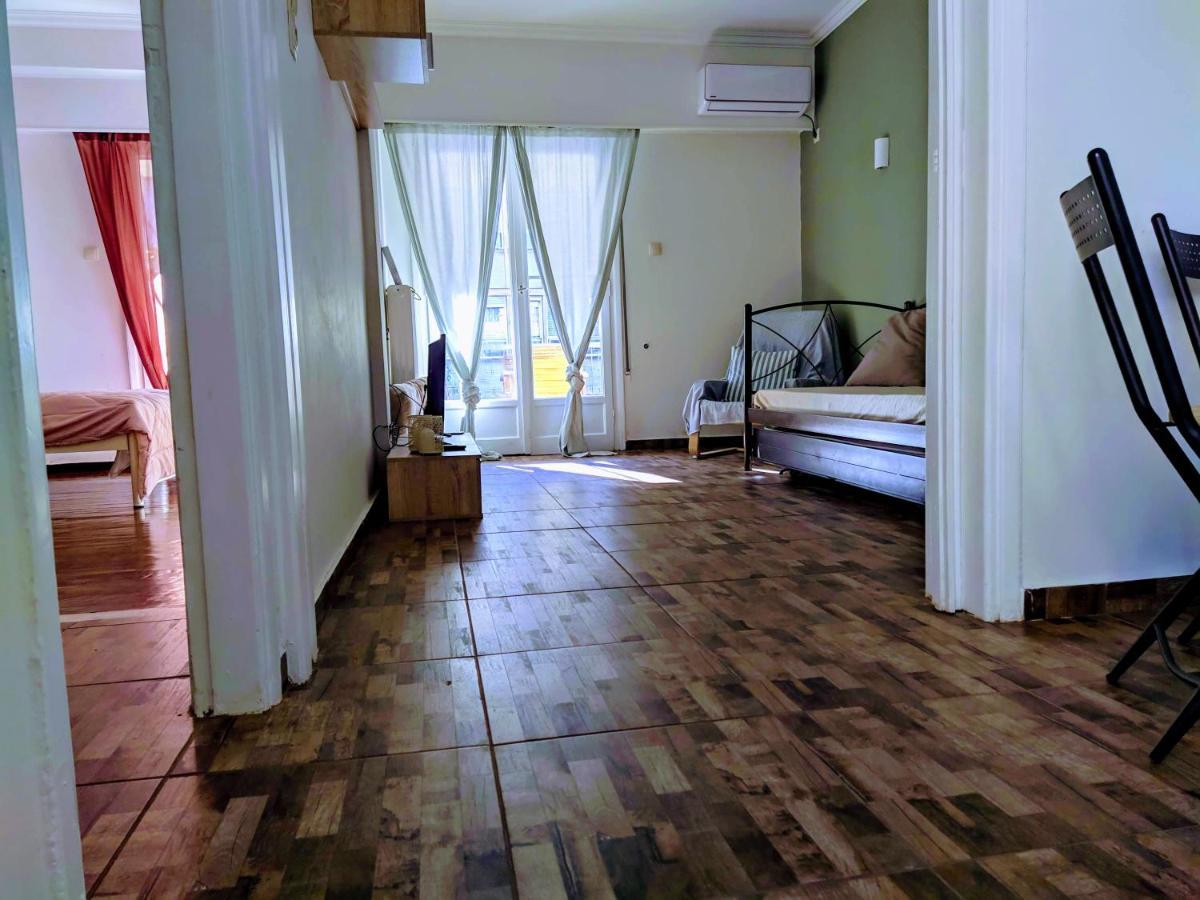 Athena's Home, Sunny Balkony 100m From Metro! *