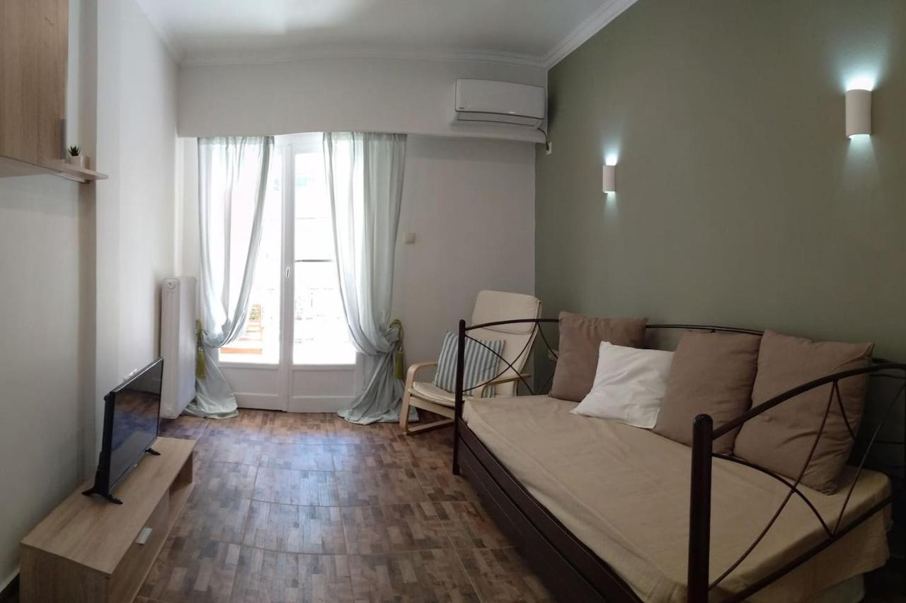 Athena's Home, Sunny Balkony 100m From Metro! * Atene