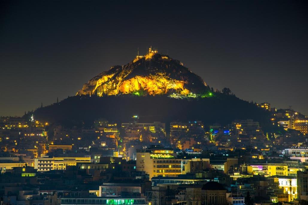 Athena's Home, Sunny Balkony 100m From Metro! * Atene